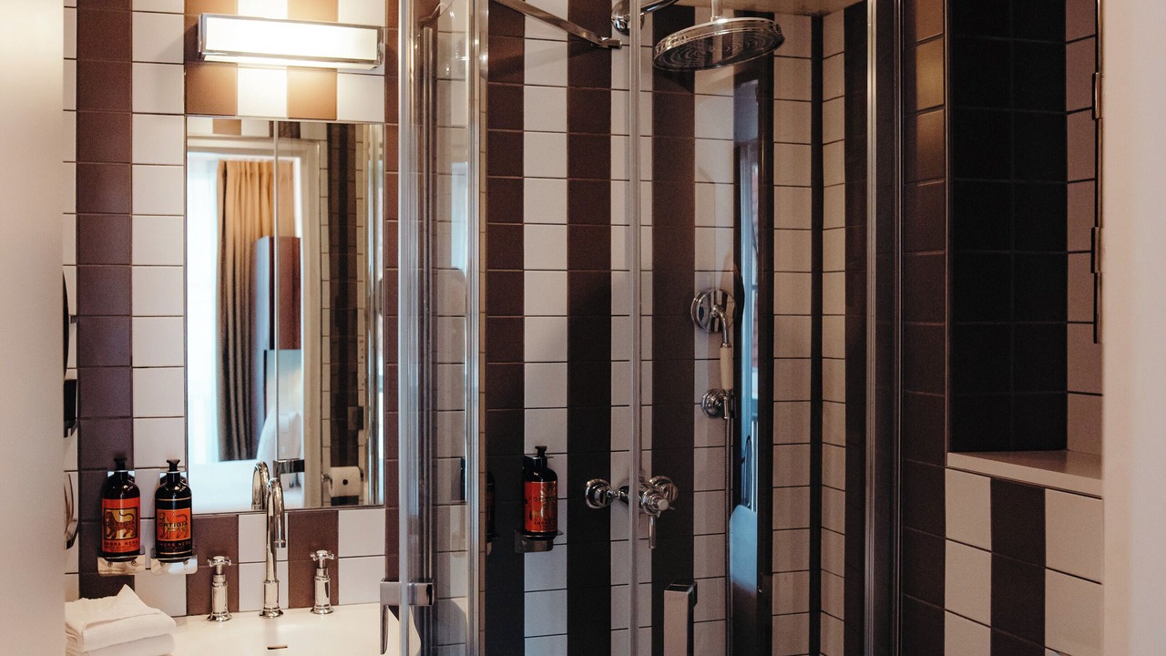 Photo of Others in 15th Arrondissement