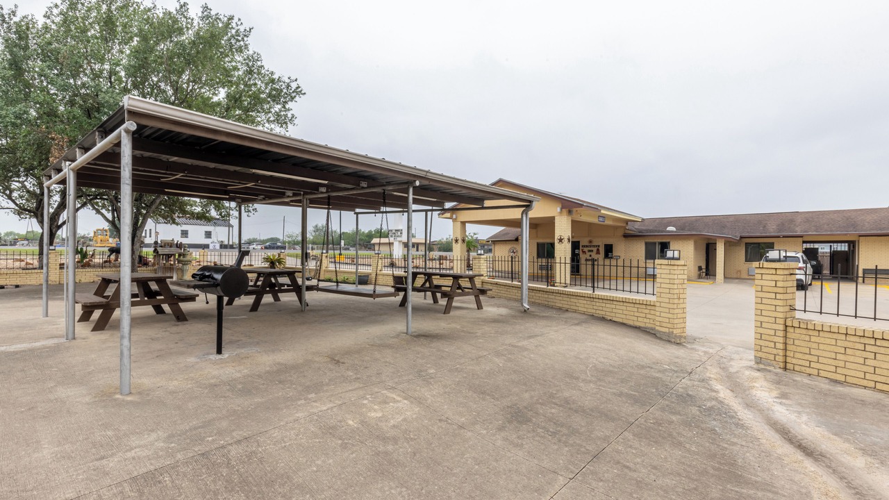 Photo of Outdoor in Freer