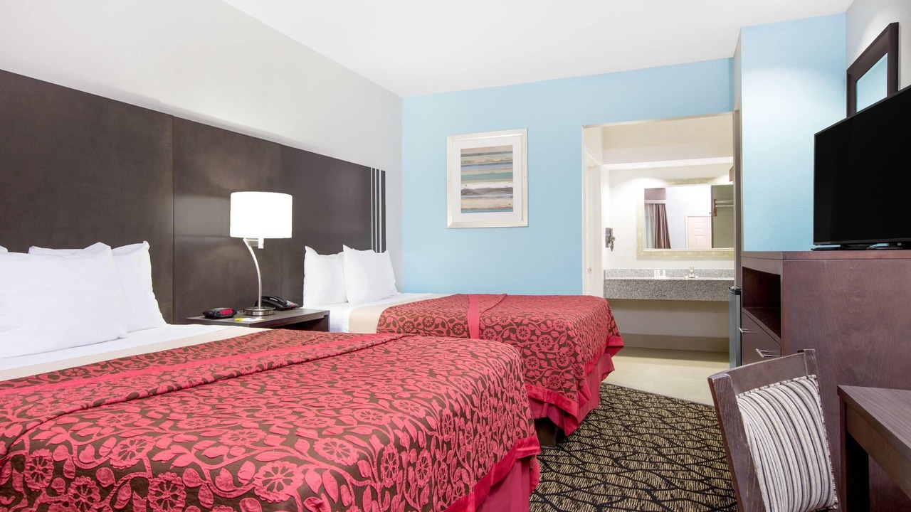 Photo of Bedroom in Madisonville