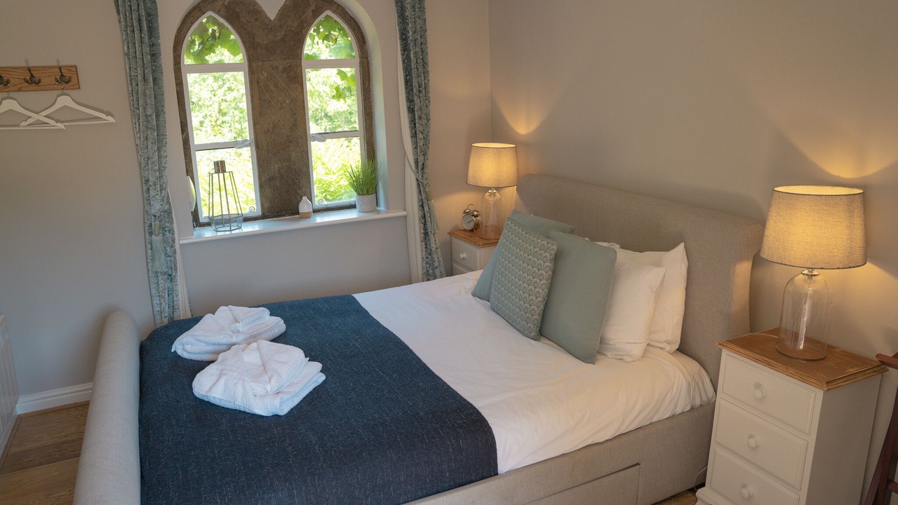 Photo of Bedroom in Sibford Gower