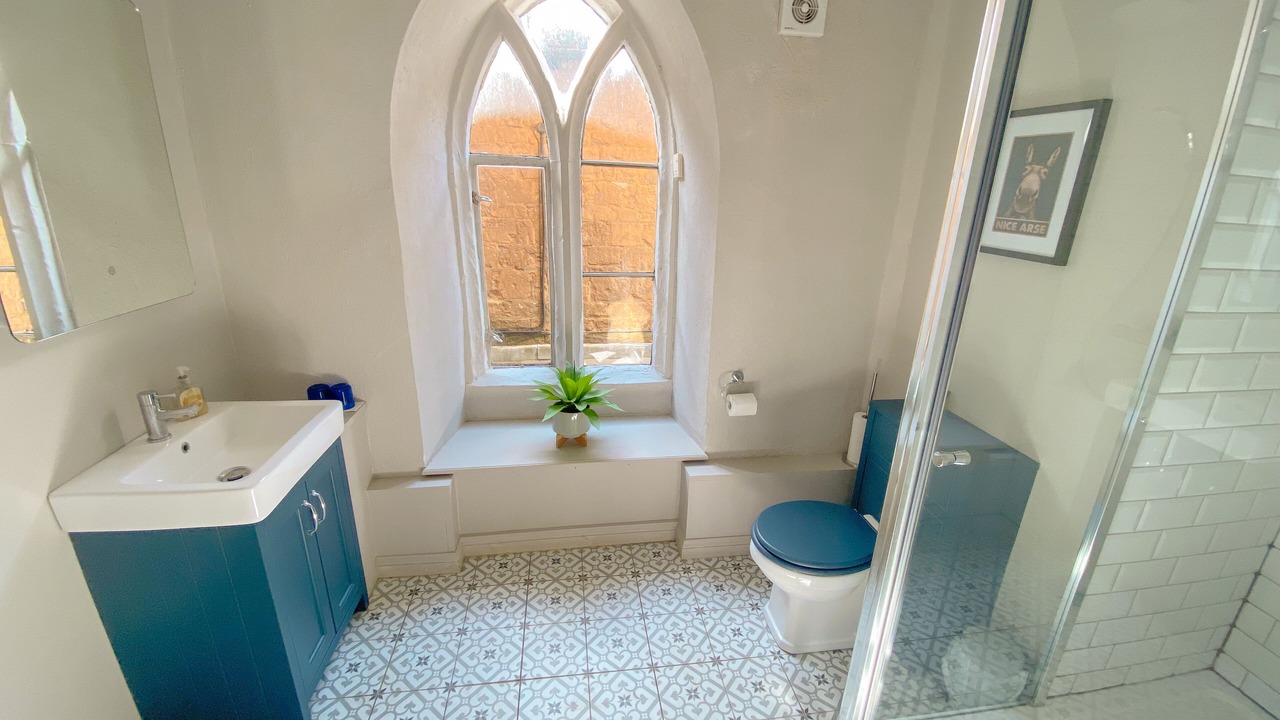 Photo of Bathroom in Sibford Gower