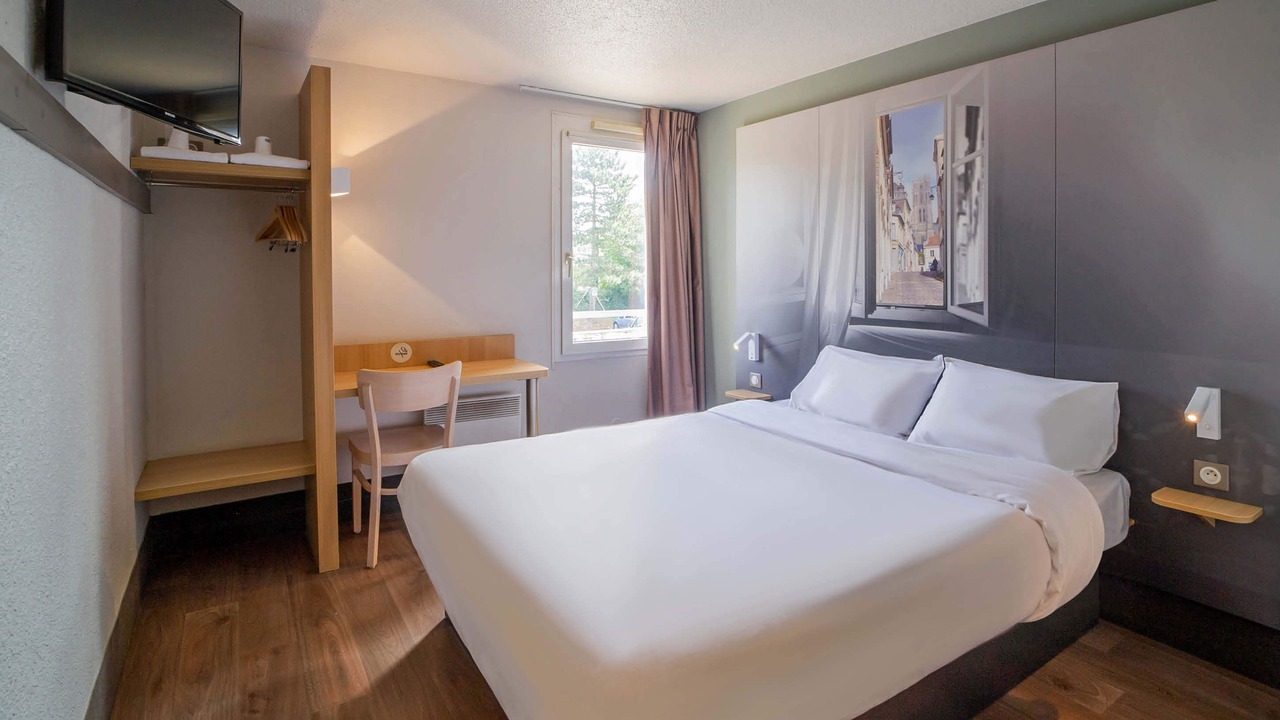 Photo of Bedroom in Saint-Quentin
