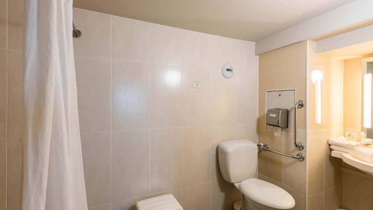 Photo of Bathroom in Barberey-Saint-Sulpice