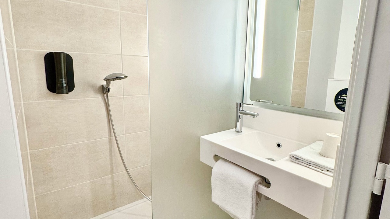 Photo of Bathroom in Lille Centre Ville