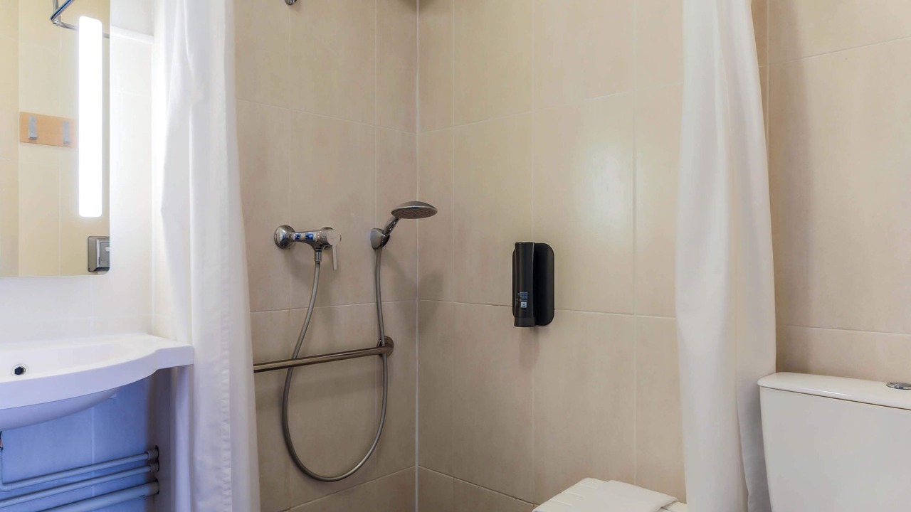 Photo of Bathroom in Laxou