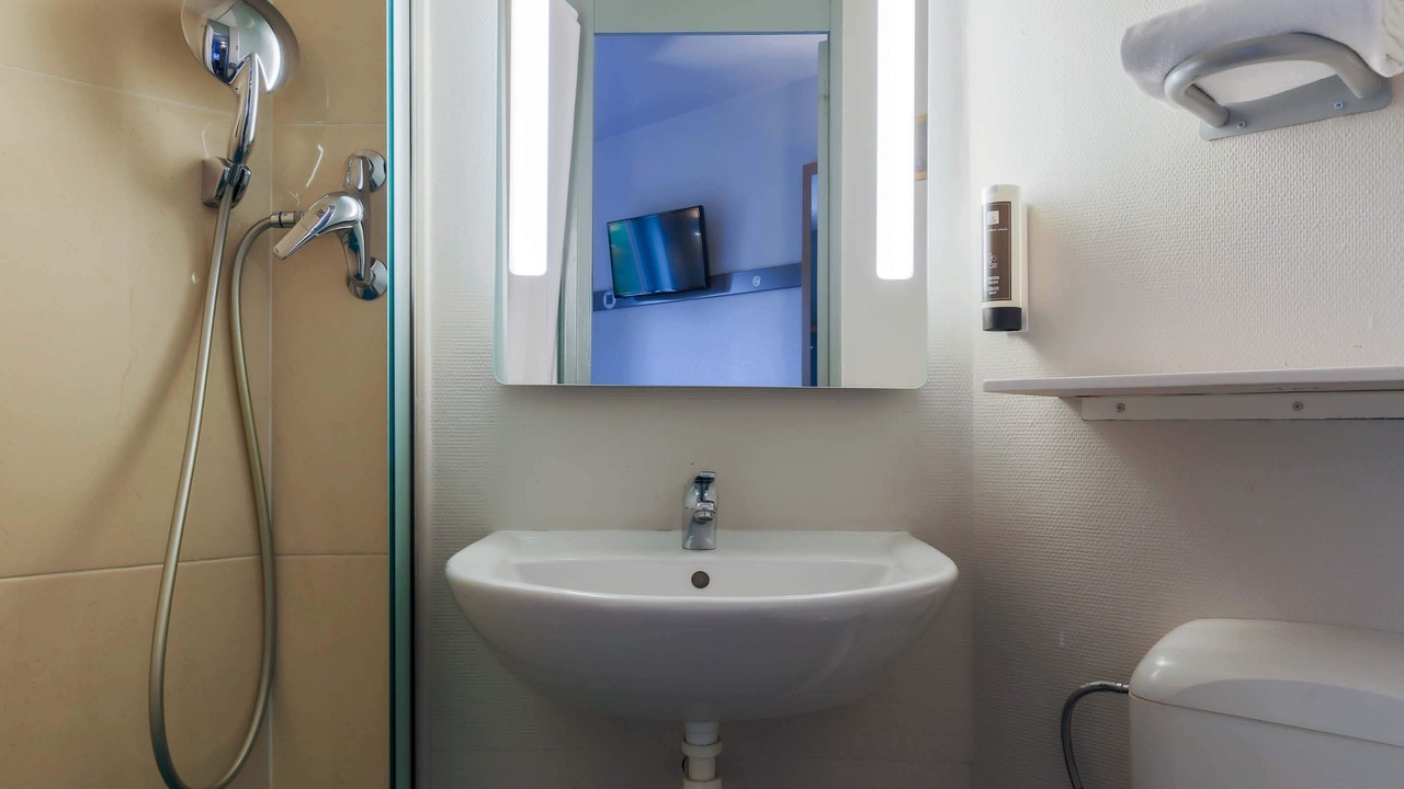 Photo of Bathroom in Laxou