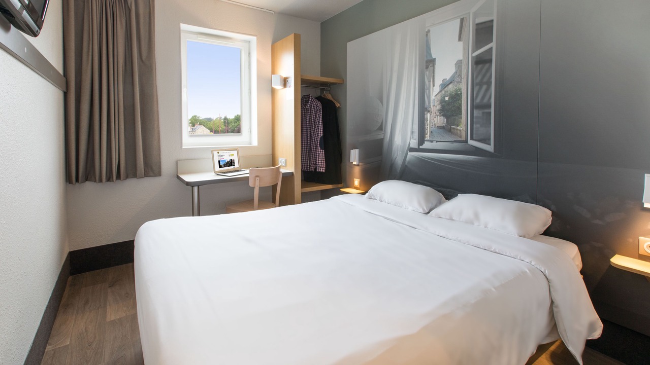 Photo of Bedroom in Cesson-Sevigne