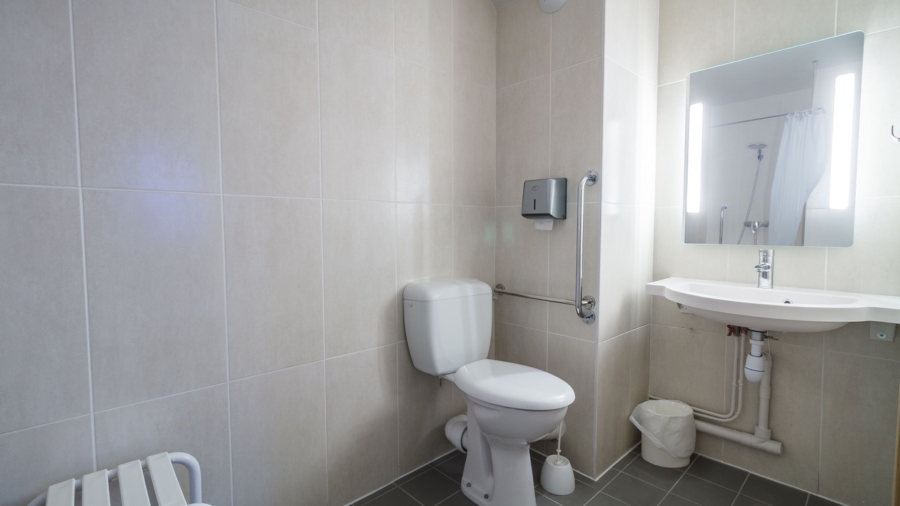 Photo of Bathroom in Tregueux