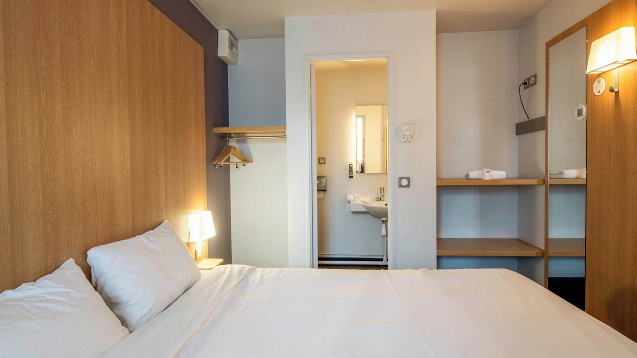 Photo of Bedroom in Longueau