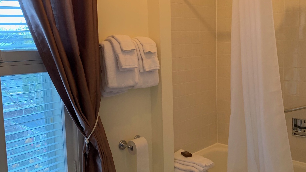 Photo of Bathroom in St. Andrews