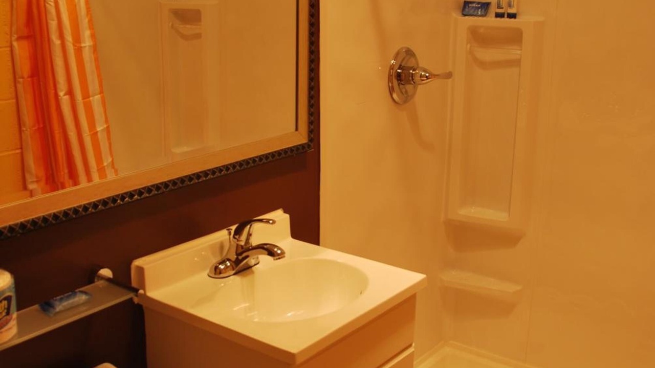 Photo of Bathroom in Cortland