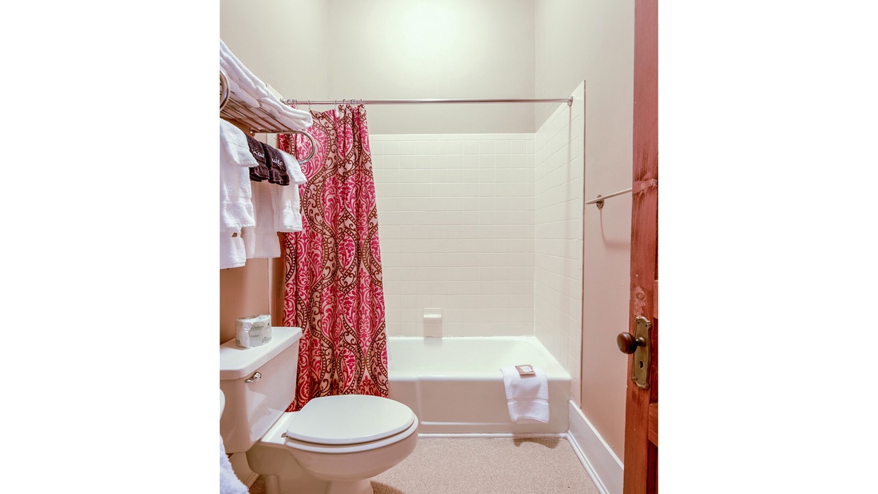Photo of Bathroom in Abbeville