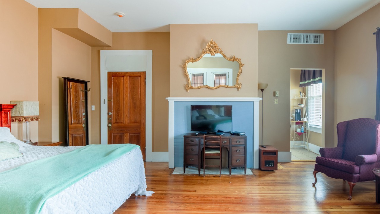 Photo of Bedroom in Abbeville