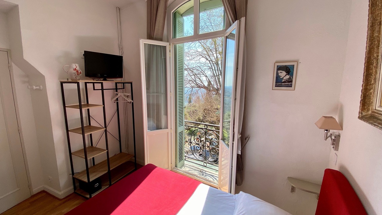 Photo of Bedroom in Grasse