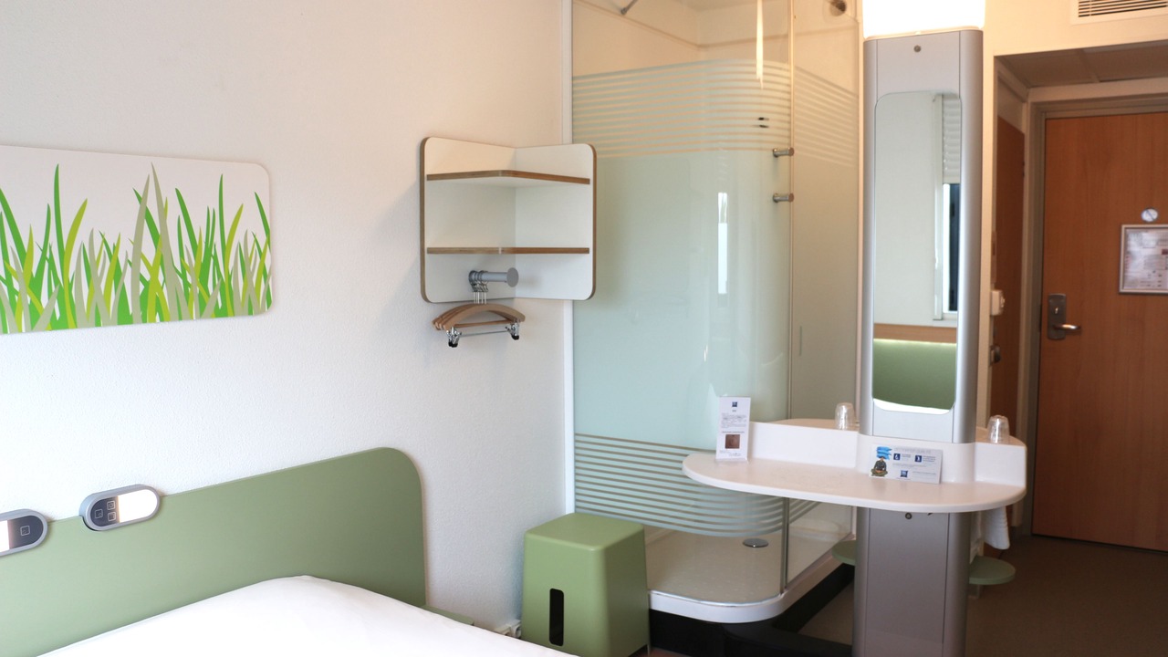 Photo of Bathroom in Castelnaudary