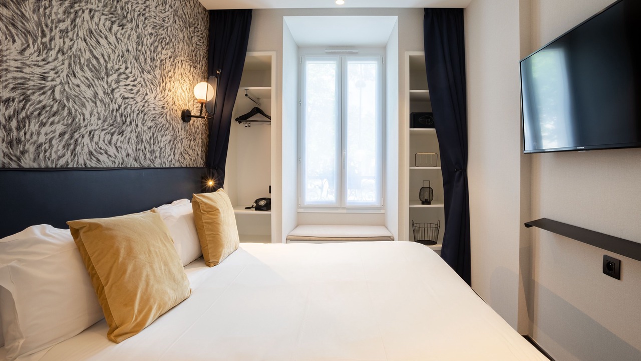 Photo of Bedroom in Quinze-Vingts