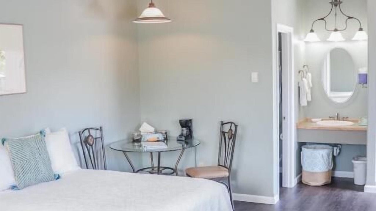 Photo of Bedroom in Seward