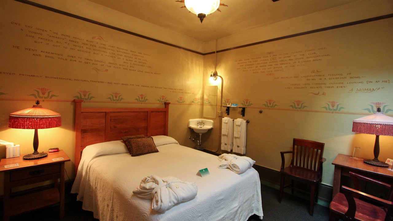 Photo of Bedroom in Centralia