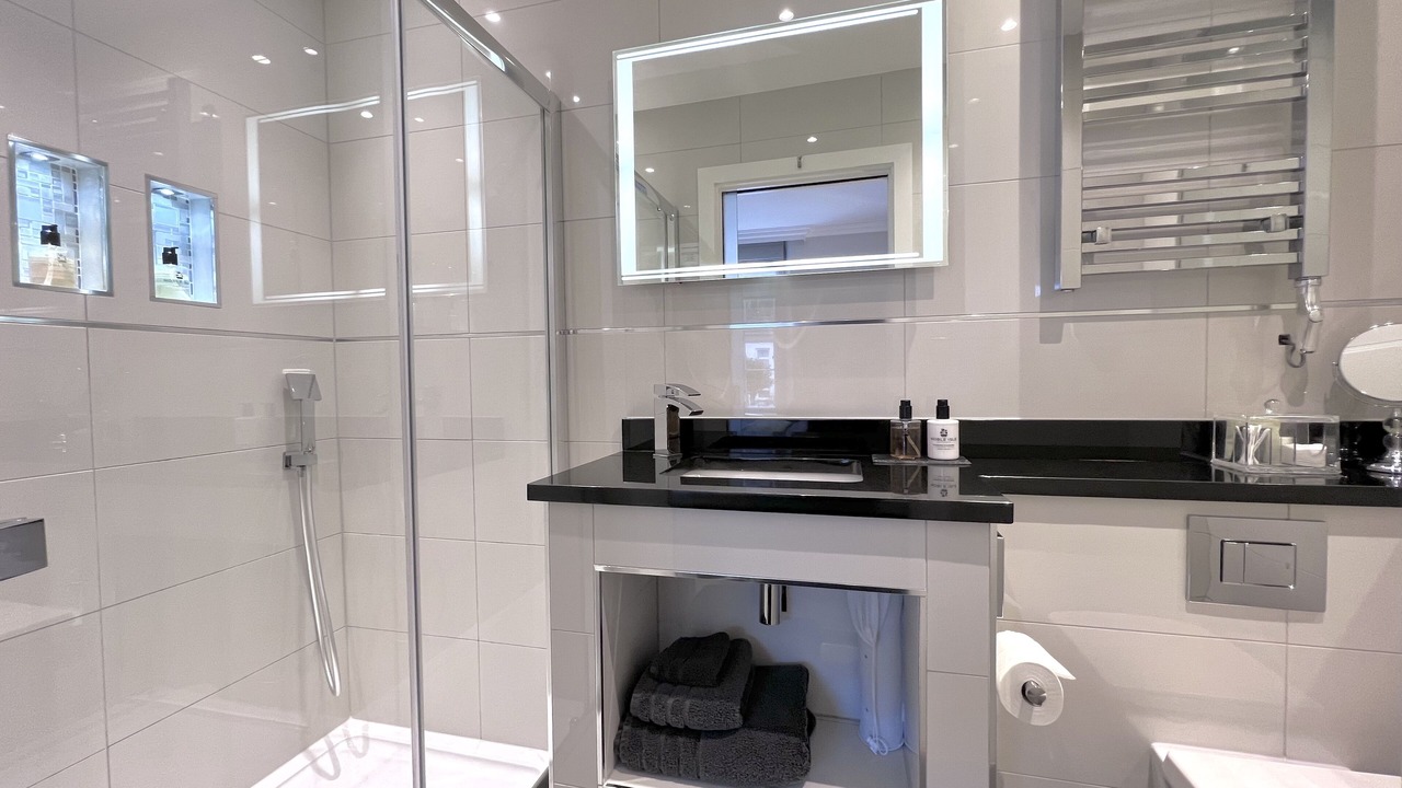 Photo of Bedroom in Tavistock