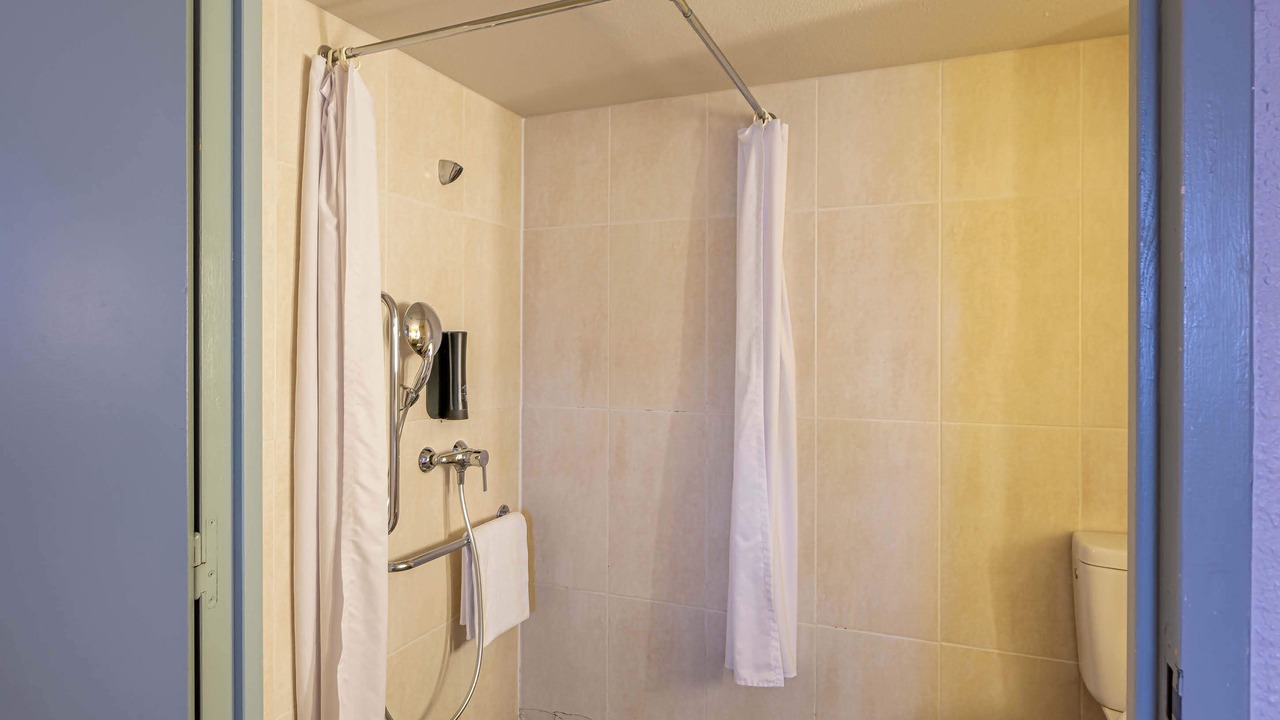 Photo of Bathroom in Villenave-d'Ornon