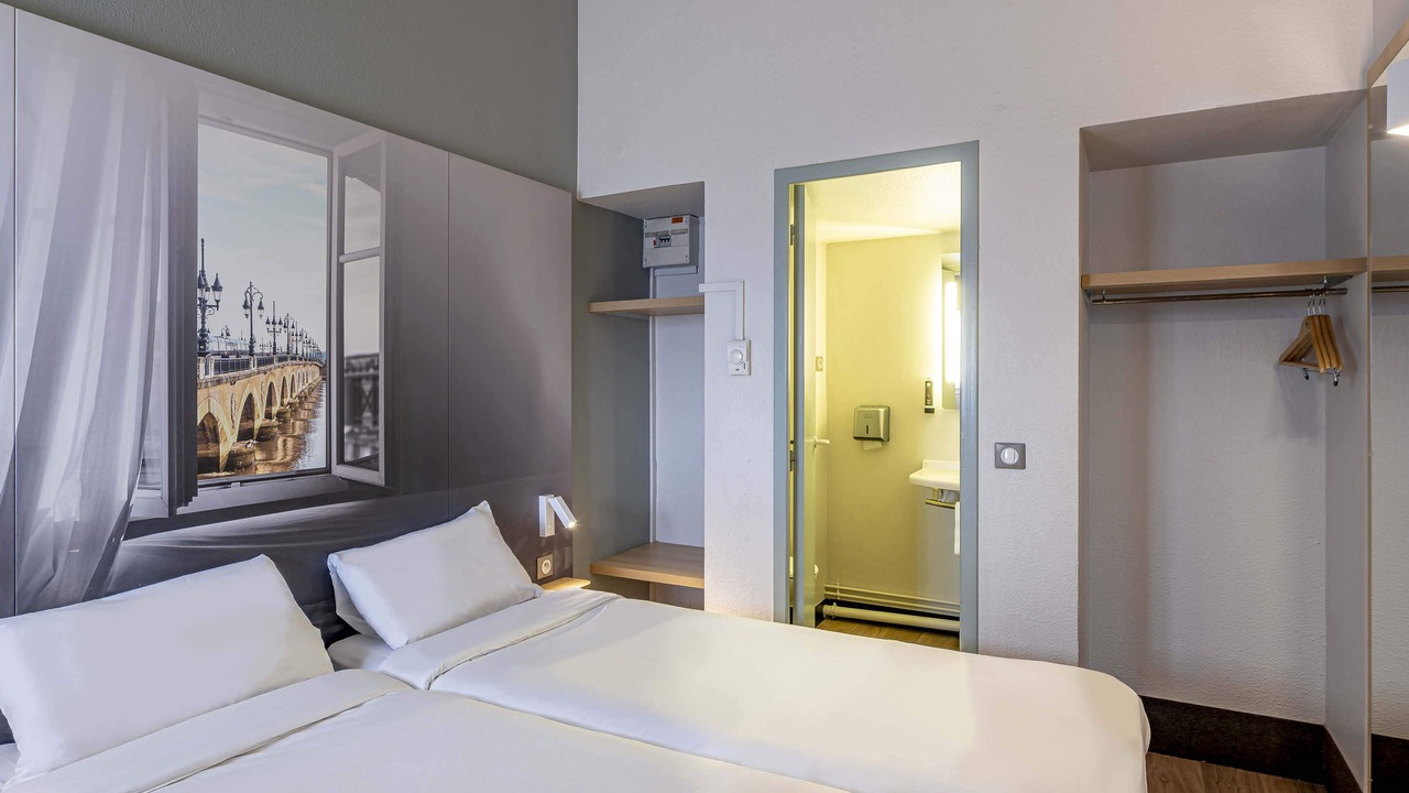 Photo of Bedroom in Villenave-d'Ornon