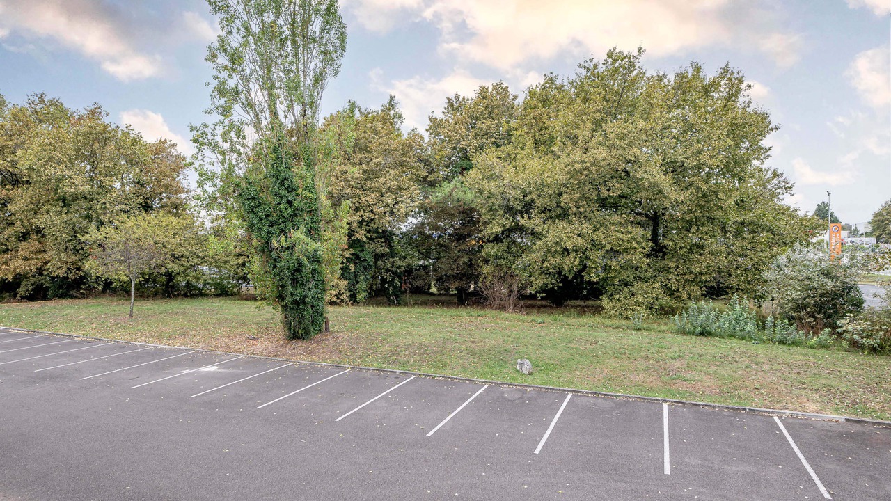 Photo of Others in Villenave-d'Ornon