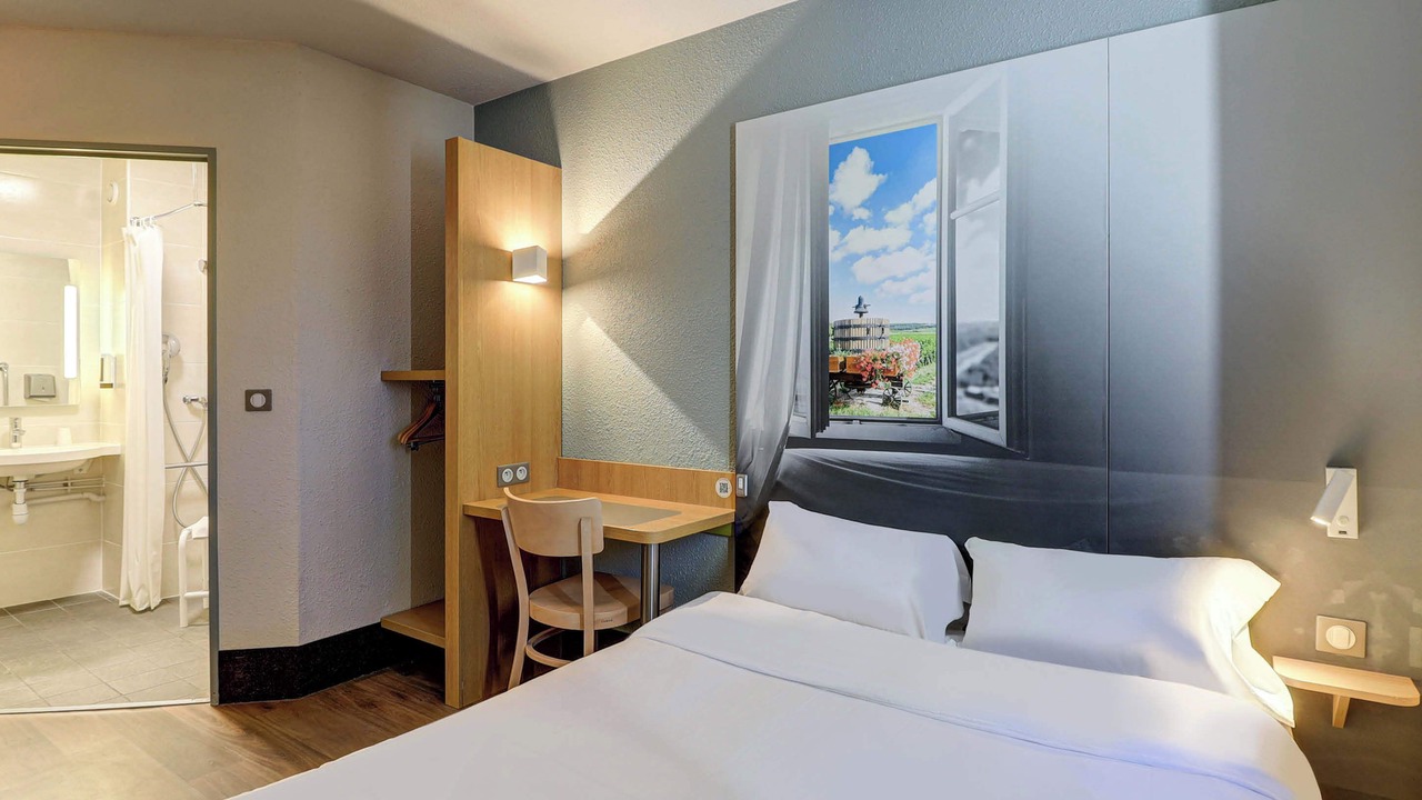 Photo of Bedroom in Savigny-les-Beaune