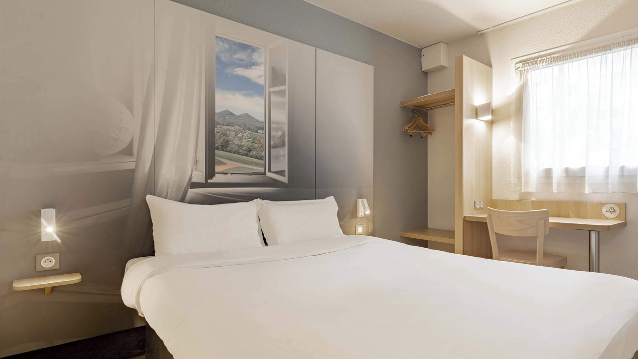 Photo of Bedroom in Cuincy