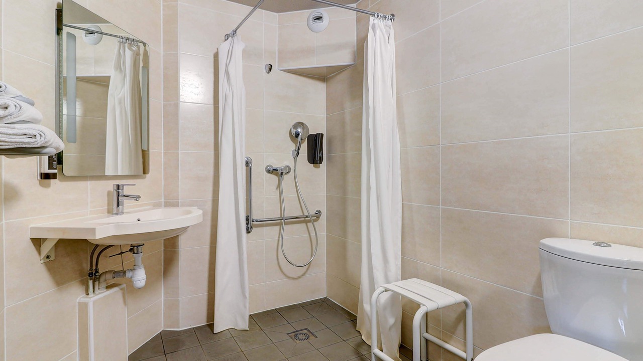 Photo of Bathroom in Beaune