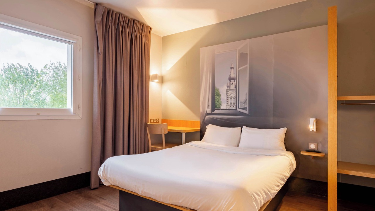 Photo of Bedroom in Valenciennes