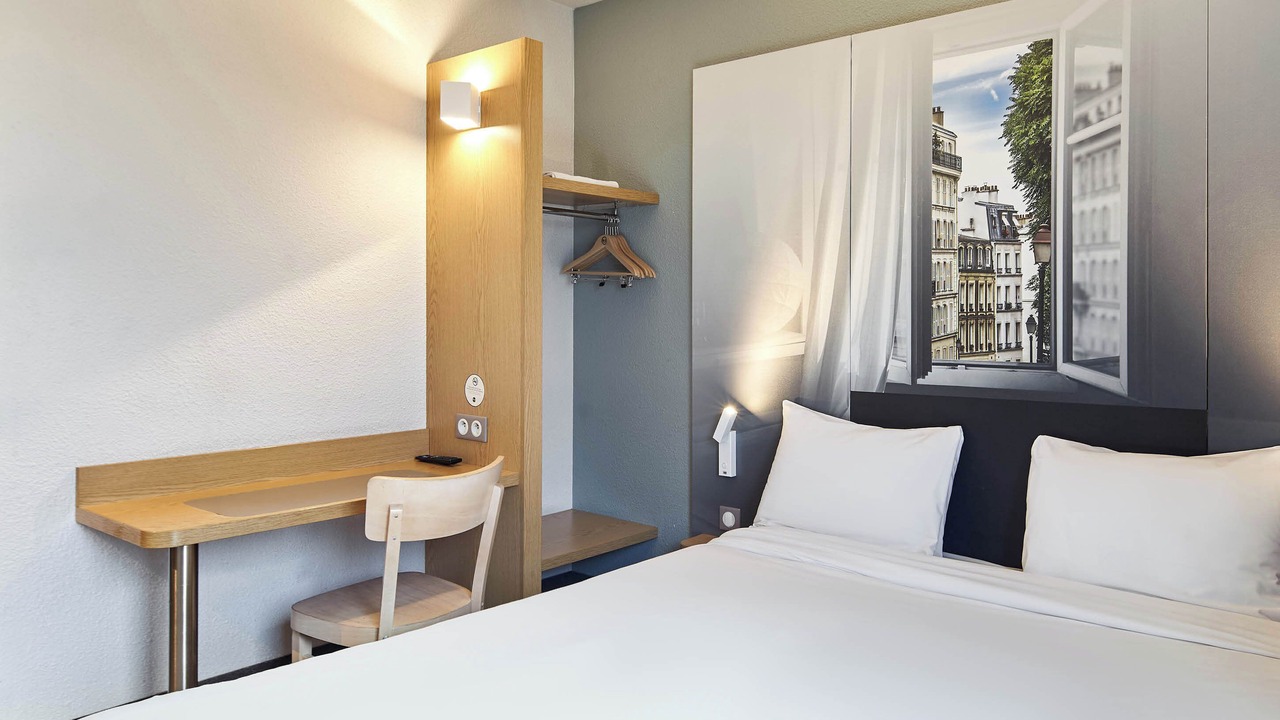 Photo of Bedroom in La Courneuve
