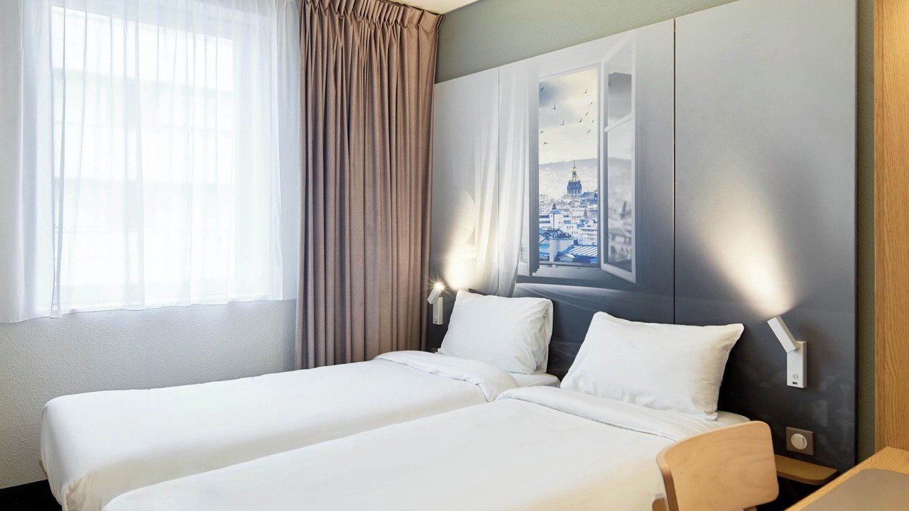 Photo of Bedroom in La Courneuve