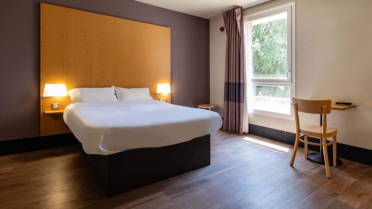 Photo of Bedroom in Secteur 6