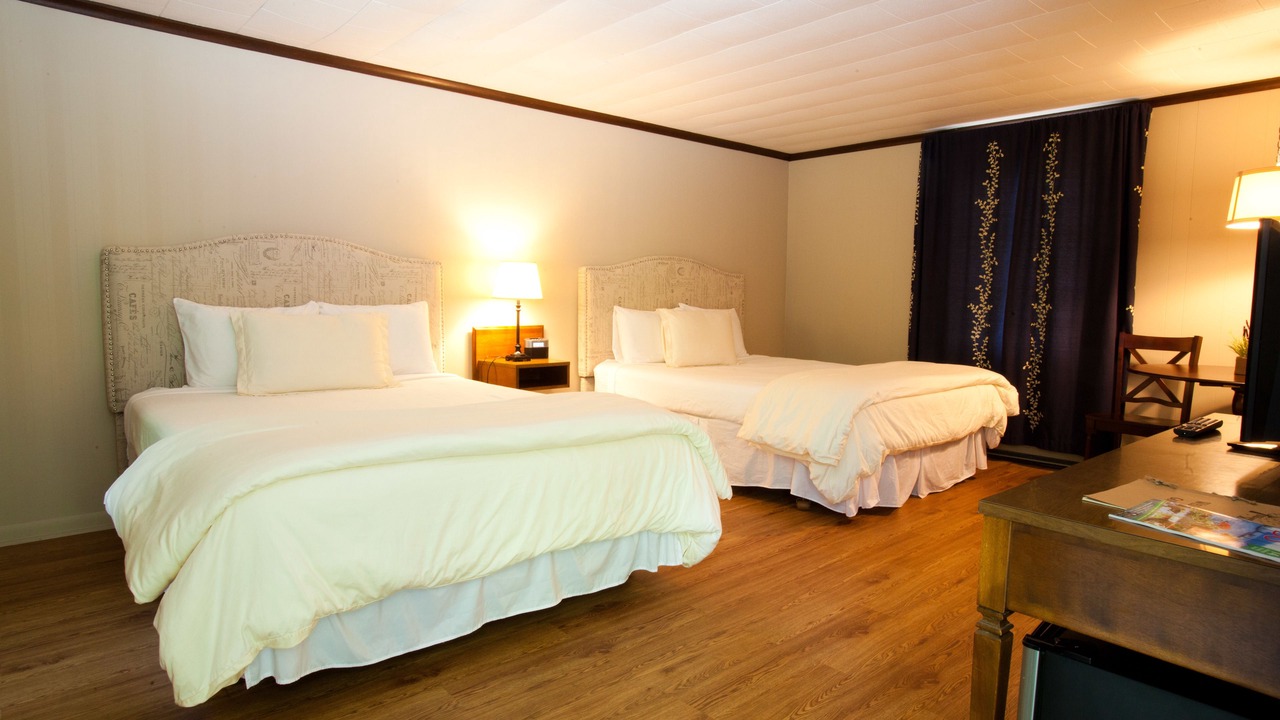 Photo of Bathroom in Sennett