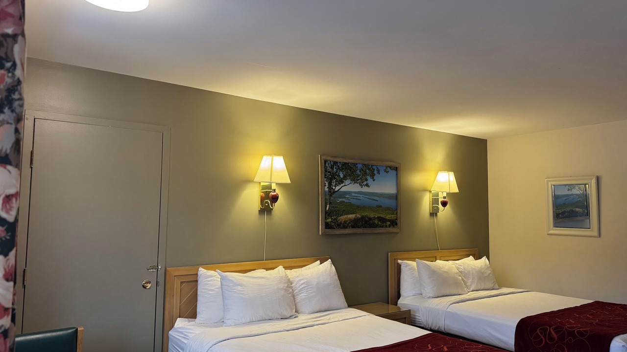 Photo of Bedroom in Lake George