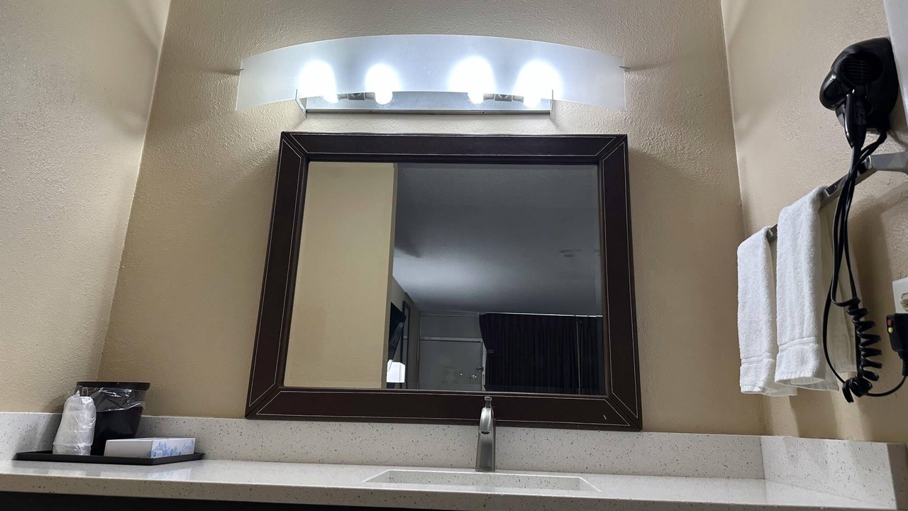 Photo of Bedroom in Bushnell