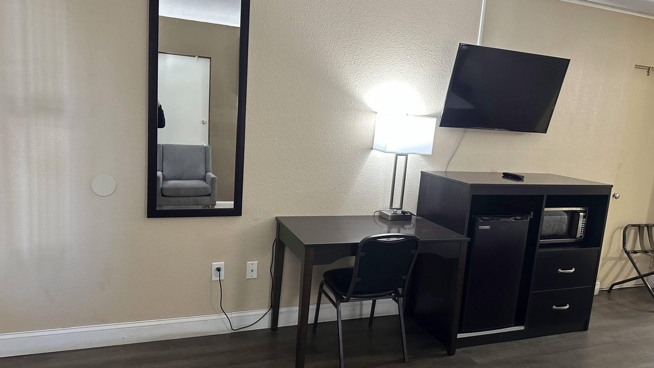 Photo of Bedroom in Bushnell
