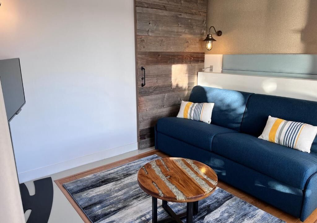 Photo of Others in Les Ponts-de-Ce