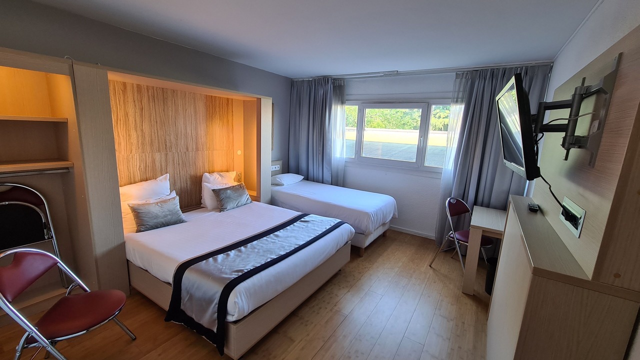 Photo of Bedroom in Costieres