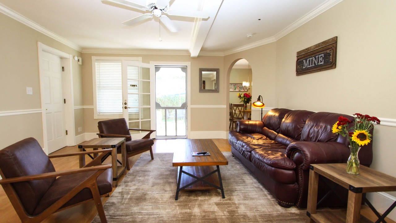 Photo of Livingroom in Sutter Creek