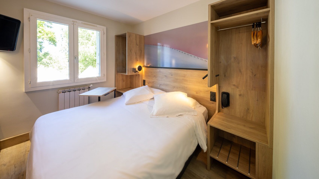 Photo of Bedroom in Laguiole