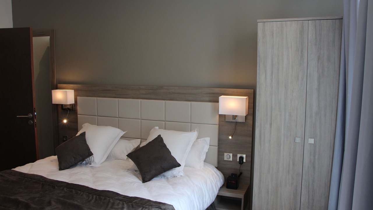 Photo of Bedroom in Poissy