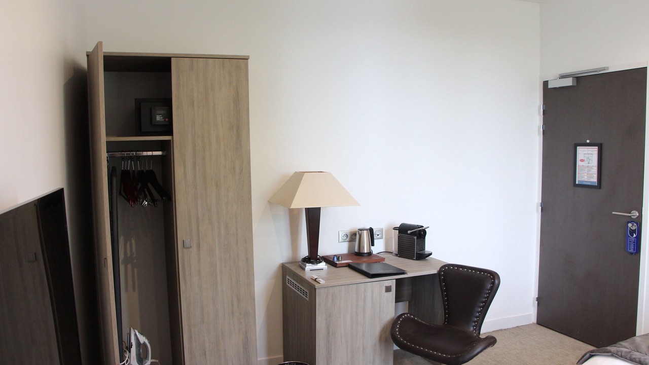 Photo of Bedroom in Poissy