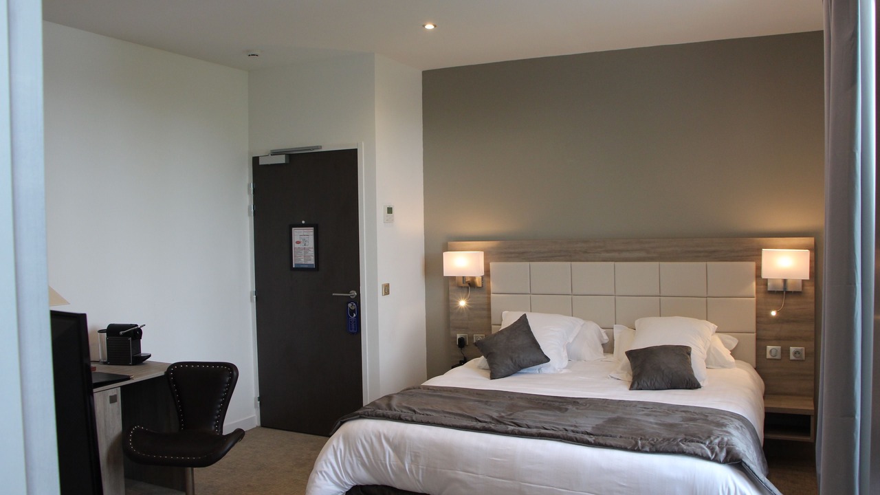 Photo of Bedroom in Poissy