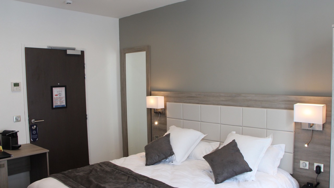 Photo of Bedroom in Poissy