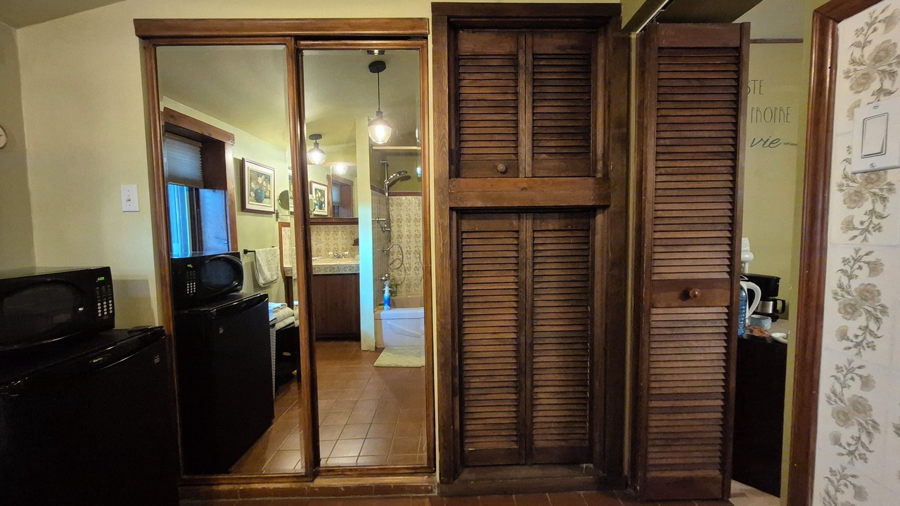 Photo of Bathroom in Longueuil