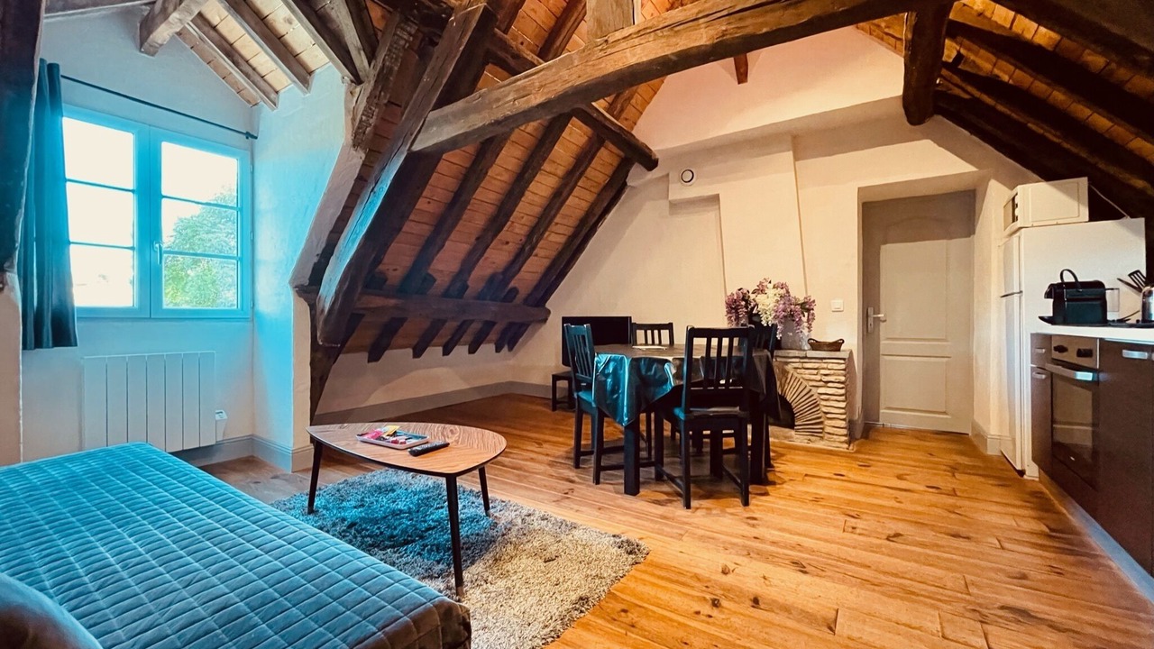 Photo of Outdoor in Thiveral-Grignon