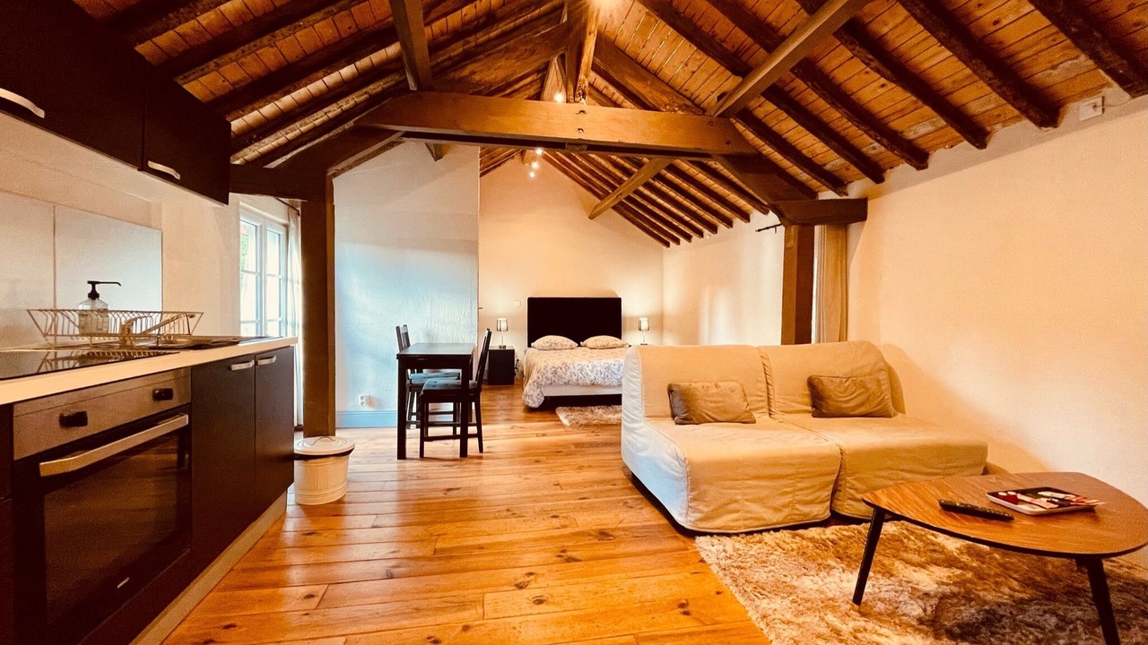 Photo of Livingroom in Thiveral-Grignon