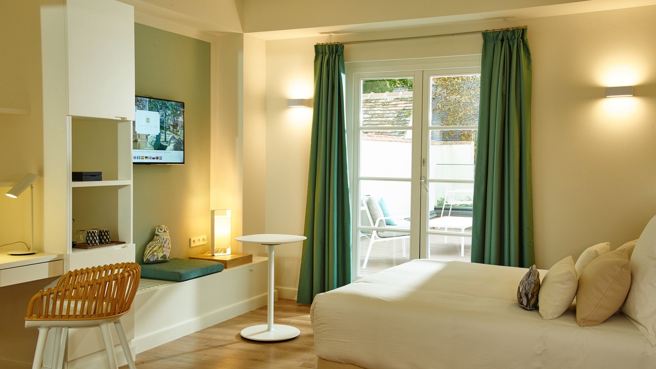 Photo of Bedroom in Fontainebleau