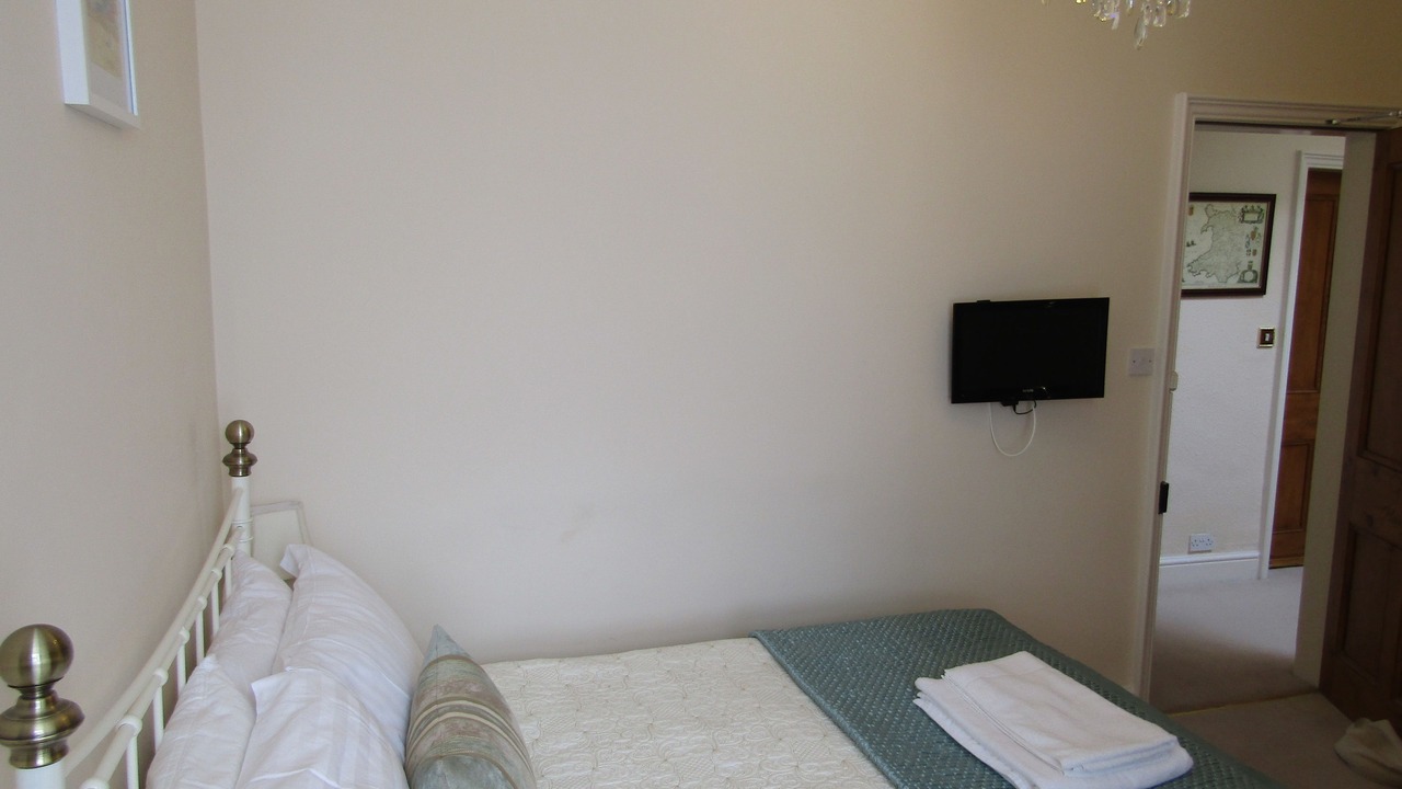 Photo of Bedroom in Llandudno